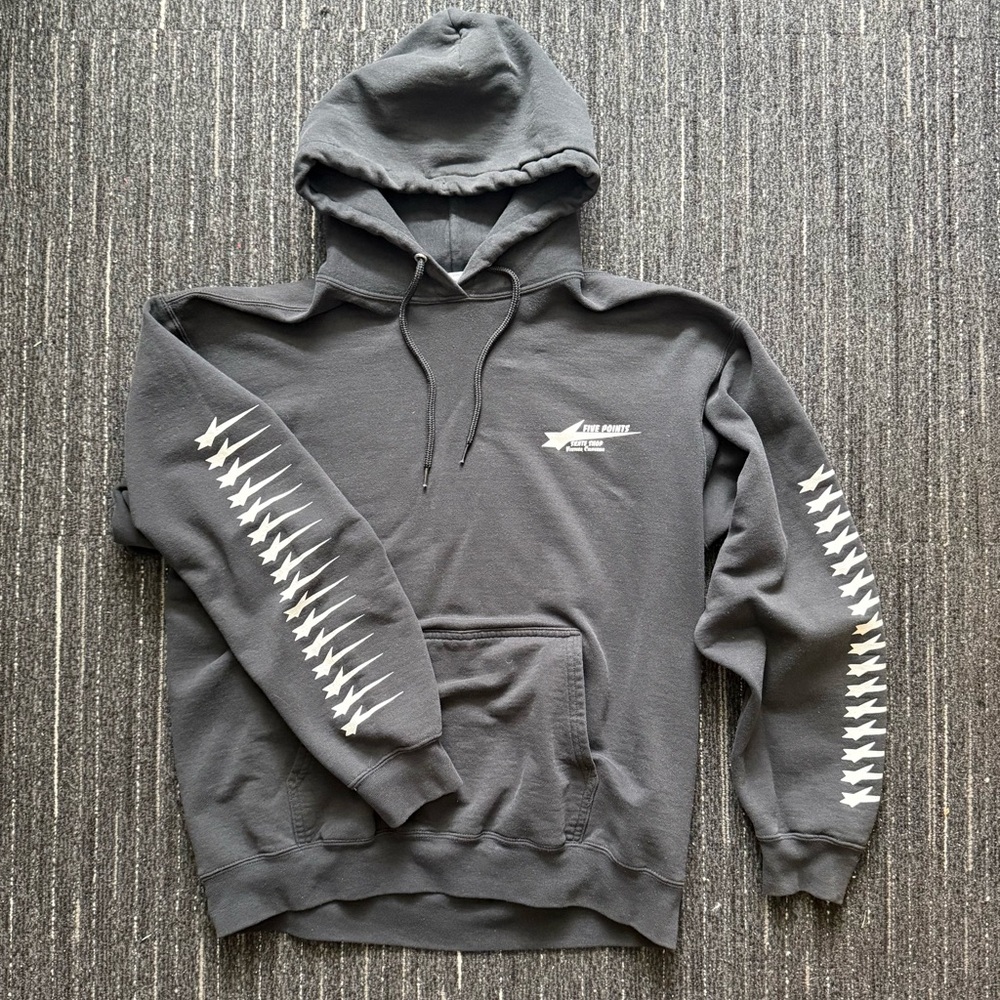 Custom 5points Hoodie with Star design
